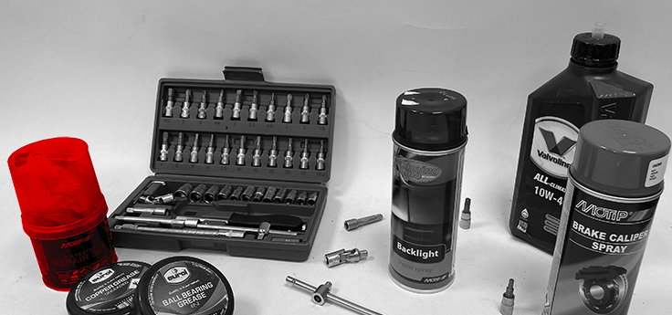 Spachtelmasse / Kunststoffreparatur / Polyester