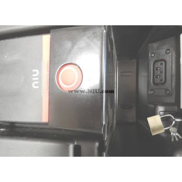 Akkuschloß Halterung U original